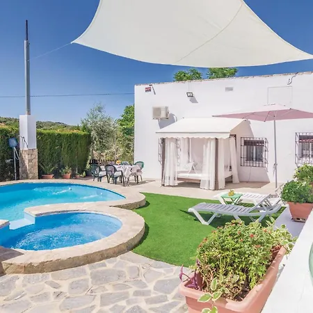 Holiday home Amazing In Rute With Kitchenette Zambra