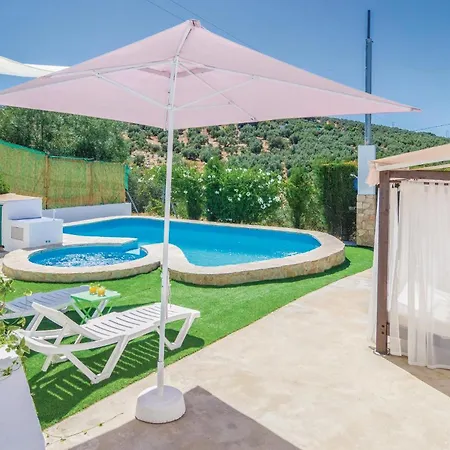 Amazing In Rute With Kitchenette Holiday home Zambra