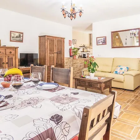 Amazing In Rute With Kitchenette Holiday home *